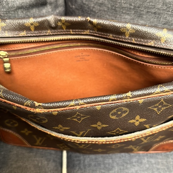 Louis Vuitton Crossbody/Clutch - Picture 2 of 6